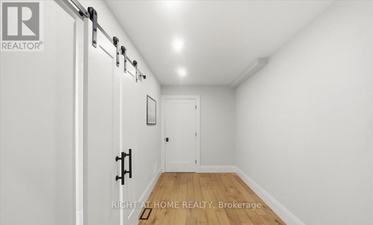 79 Wilson Street E Property Photo 20