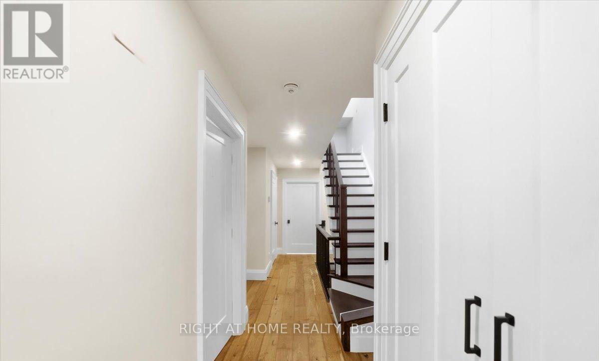 79 Wilson Street E Property Photo 28