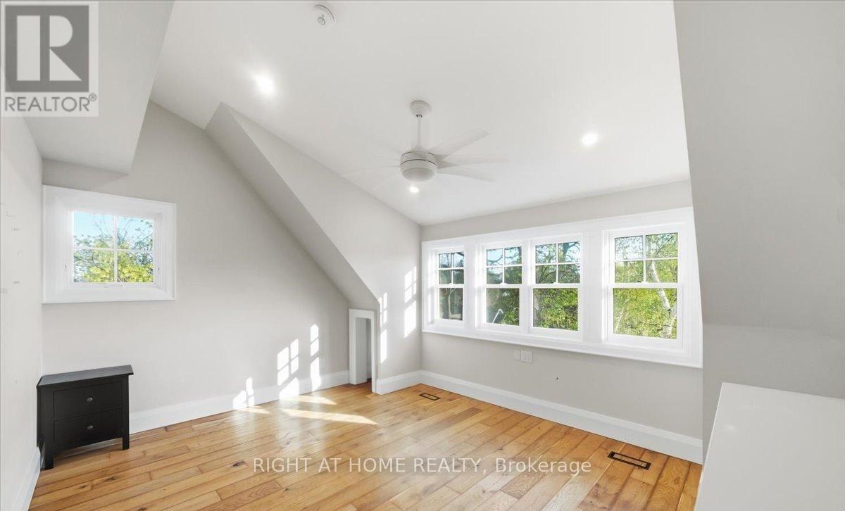 79 Wilson Street E Property Photo 29