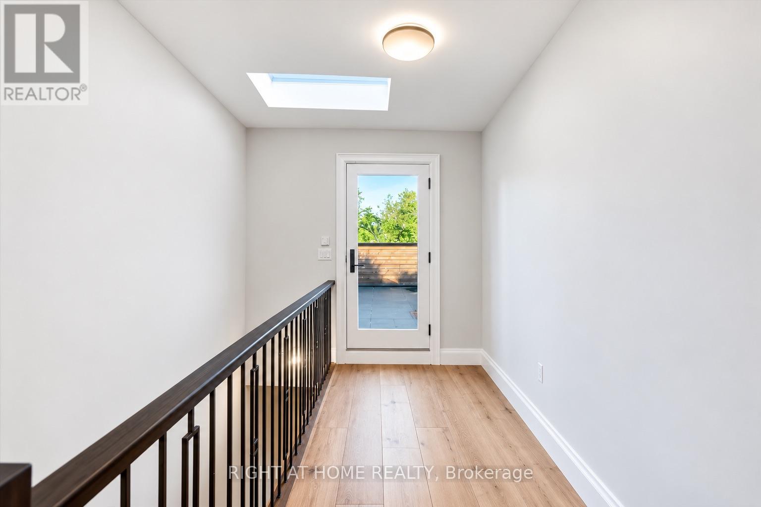 79 Wilson Street E Property Photo 31