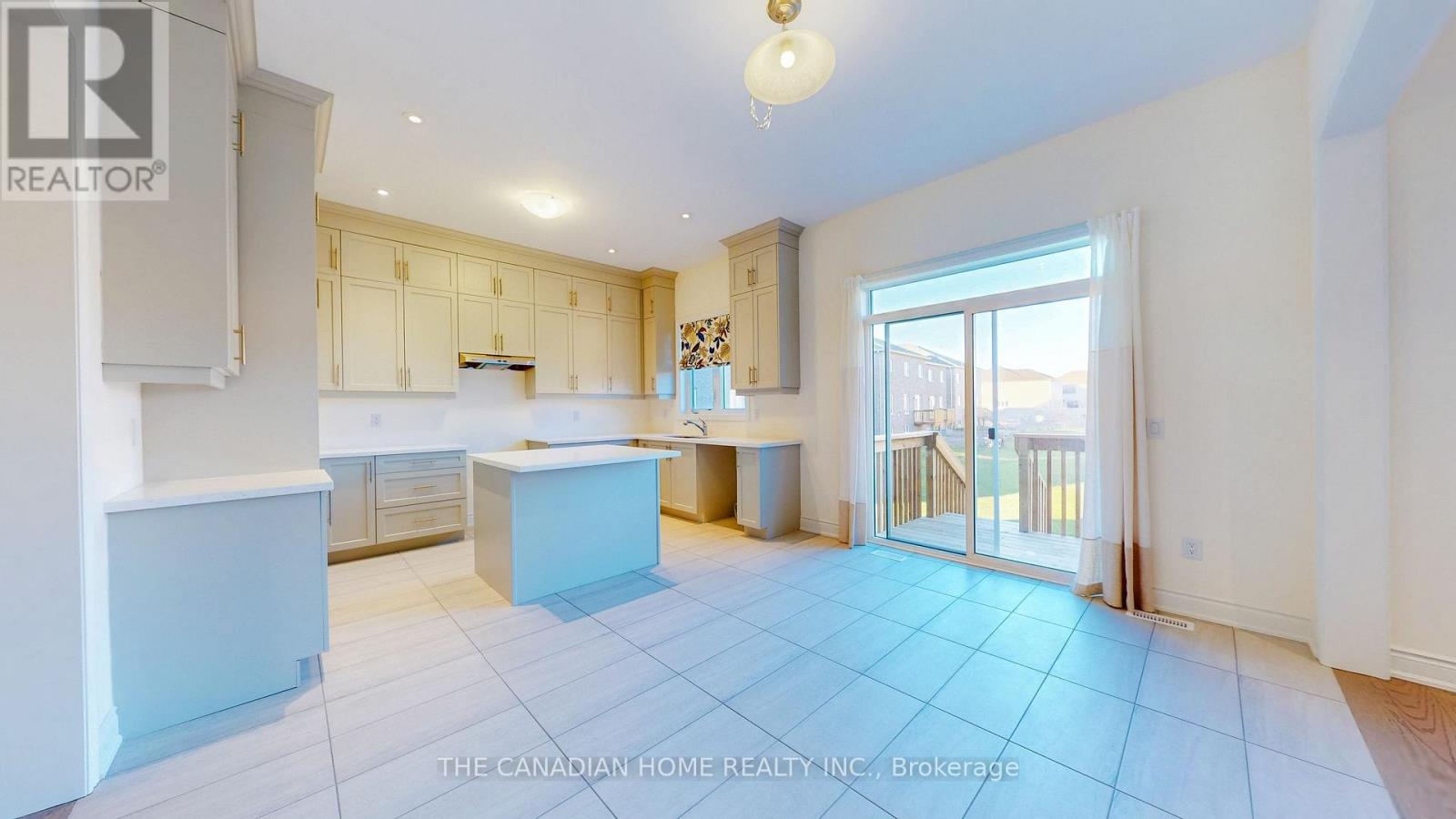 70 Stratford Drive Property Photo 13
