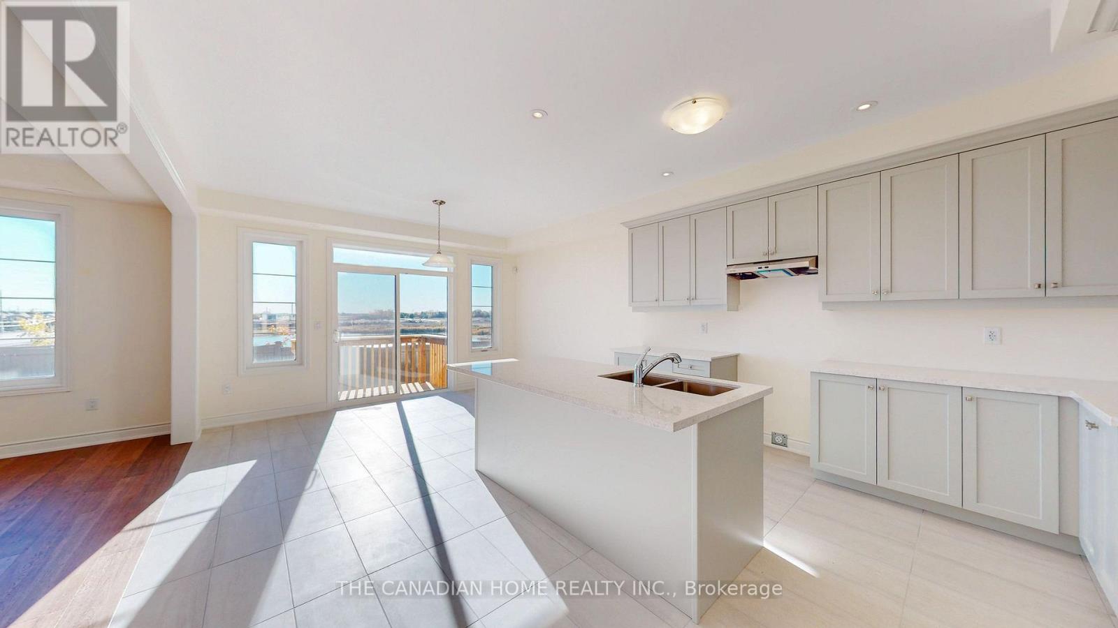 27 Stratford Drive Property Photo 6