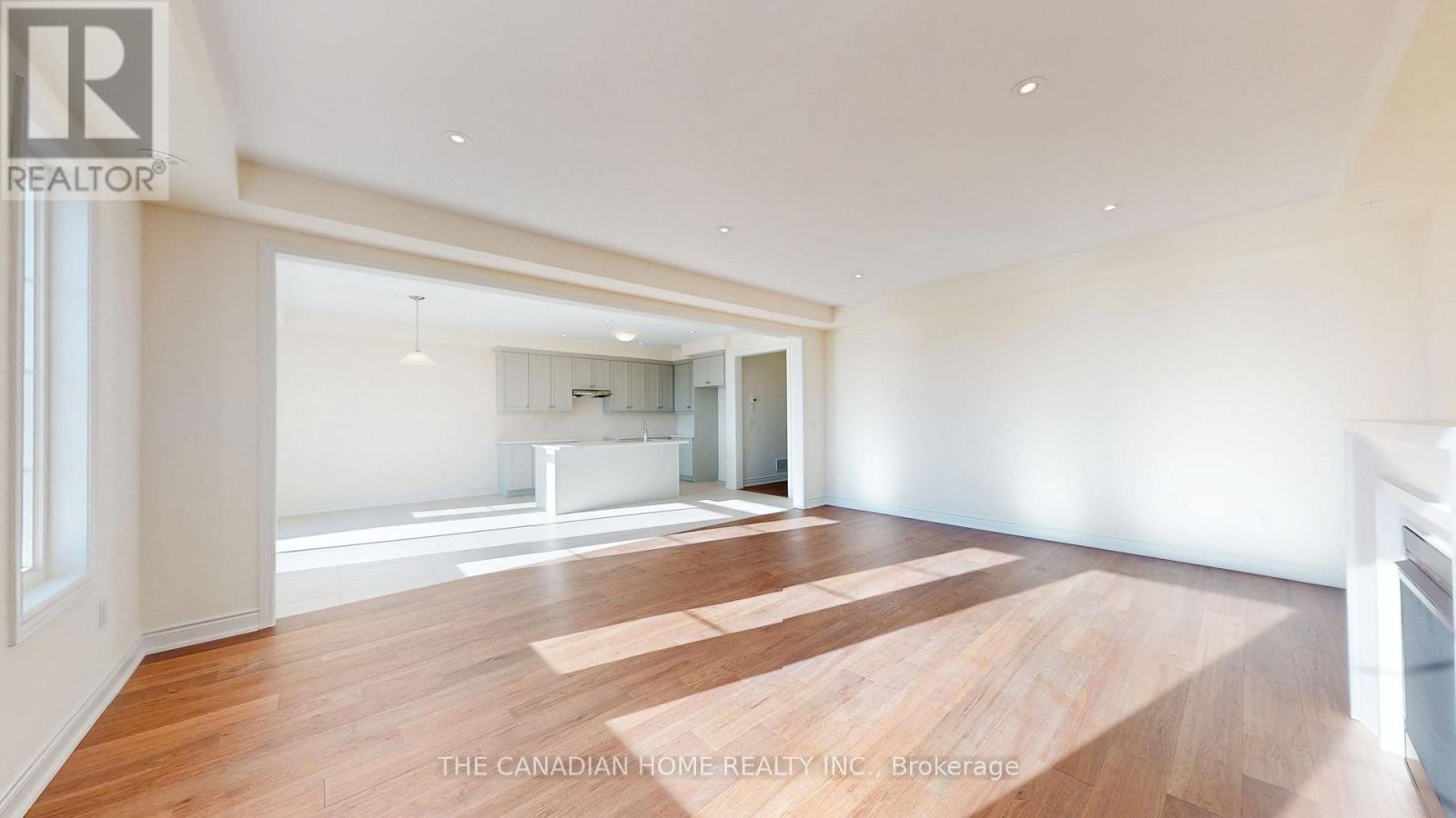 27 Stratford Drive Property Photo 13