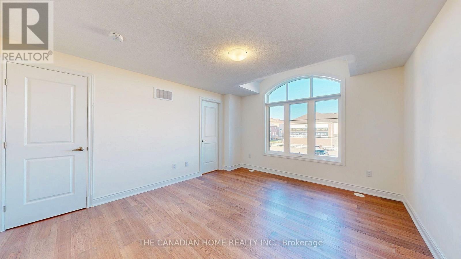 27 Stratford Drive Property Photo 18