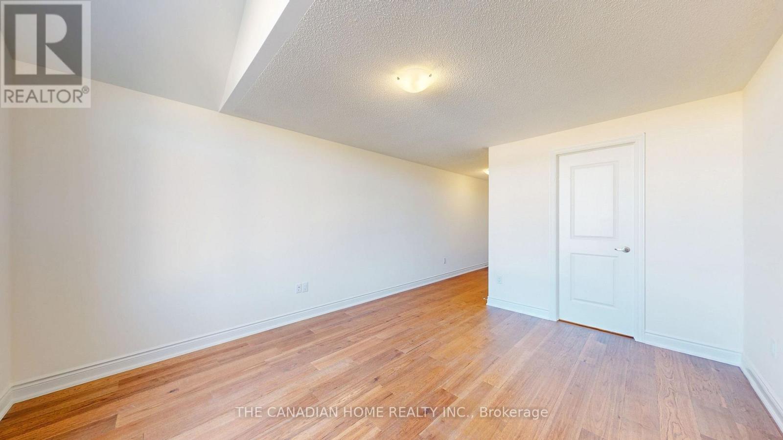 27 Stratford Drive Property Photo 22