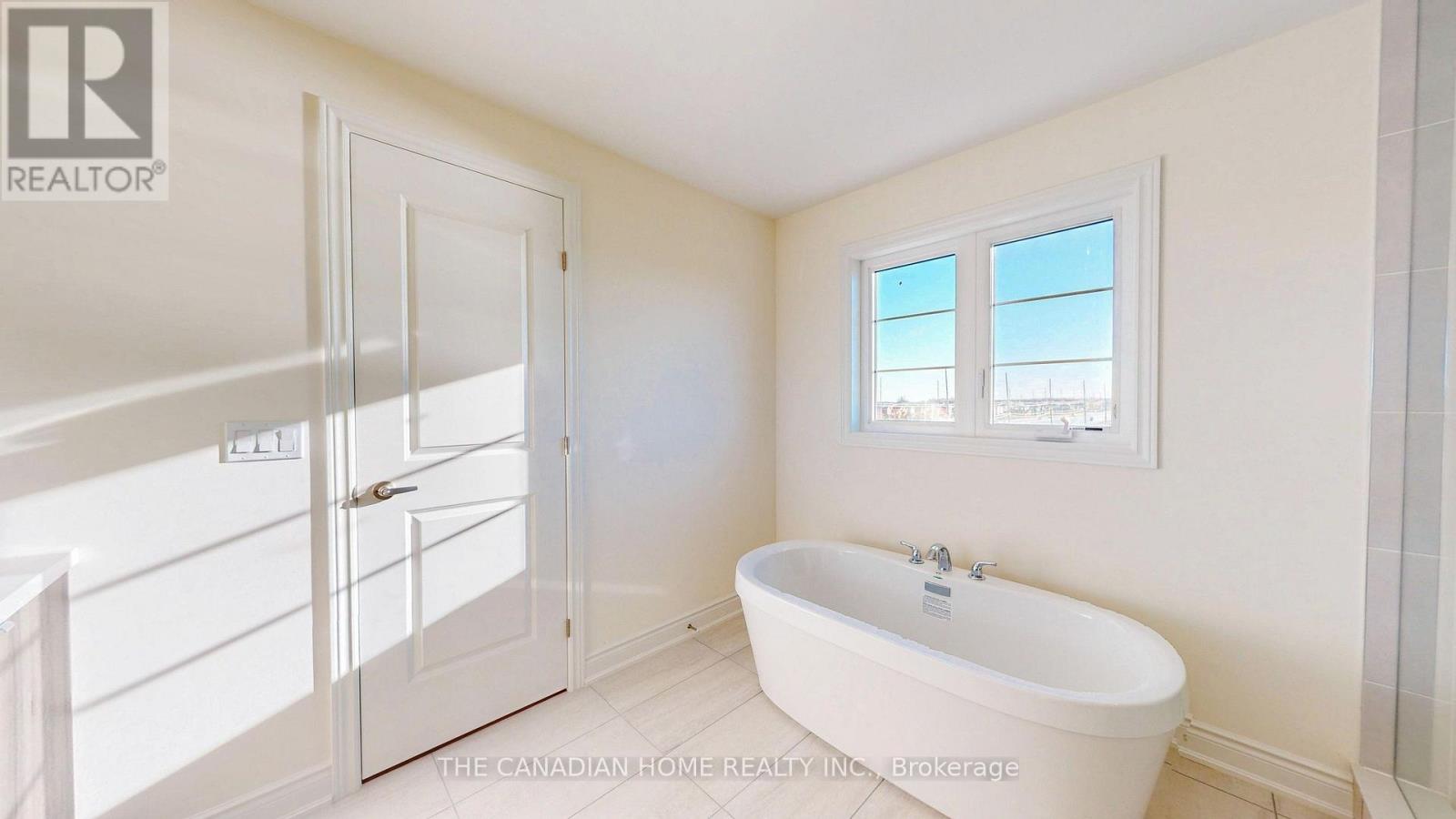 27 Stratford Drive Property Photo 26