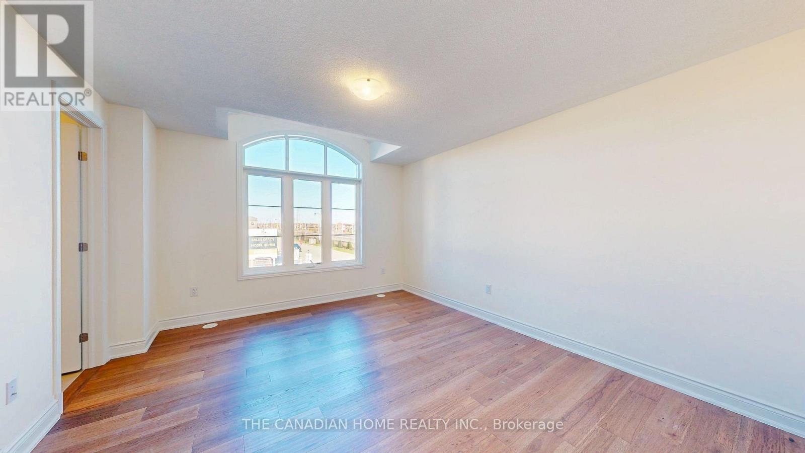 27 Stratford Drive Property Photo 31