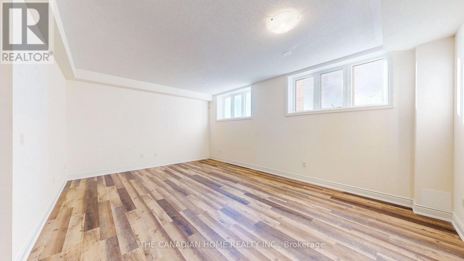 27 Stratford Drive Property Photo 37