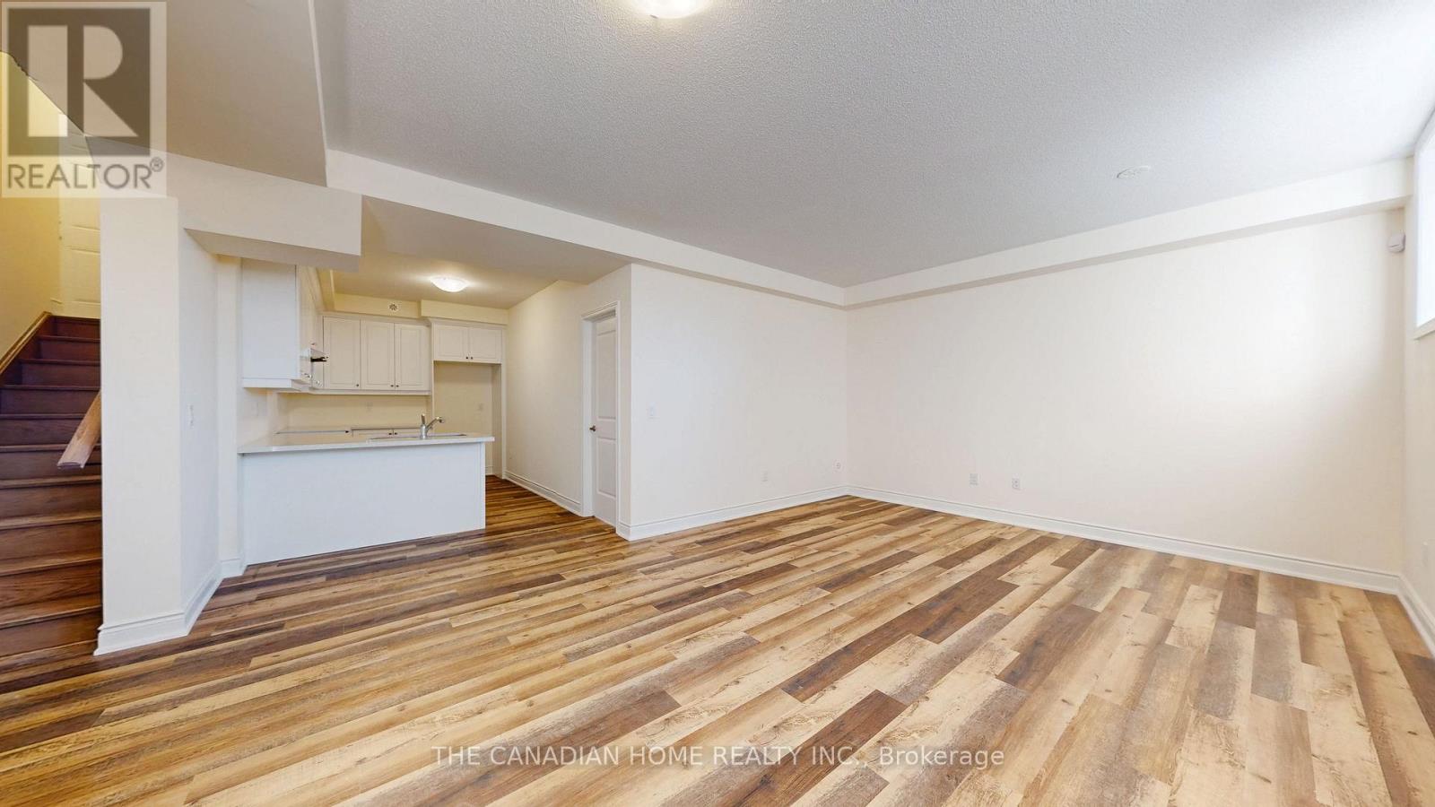 27 Stratford Drive Property Photo 39