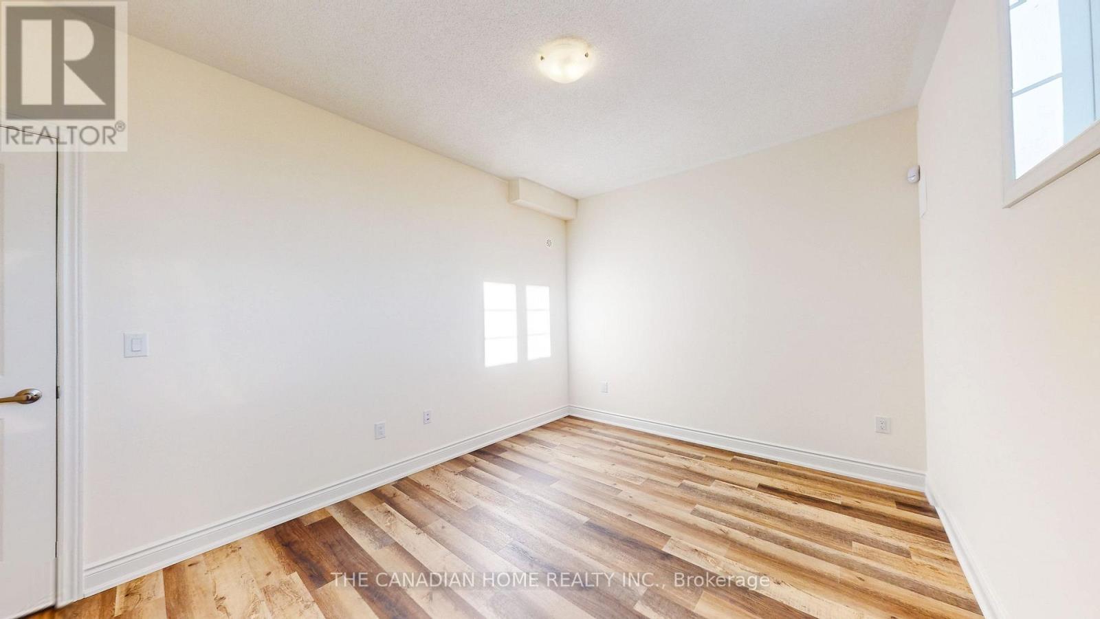 27 Stratford Drive Property Photo 42