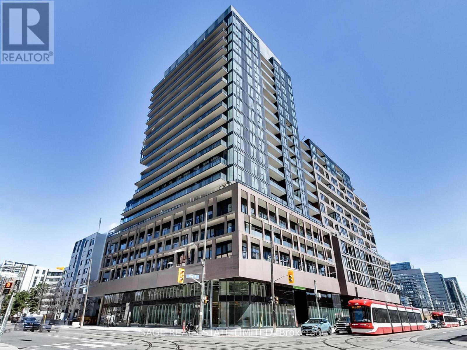 1401 - 285 DUFFERIN STREET Property Photo 1
