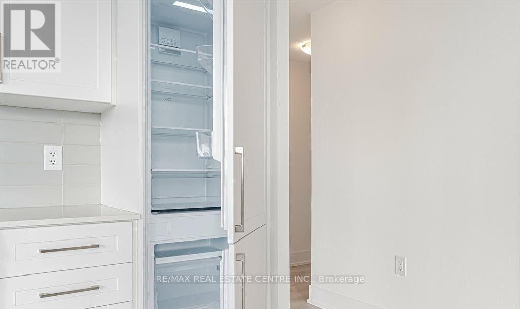 232 - 2450 Old Bronte Road Property Photo 14