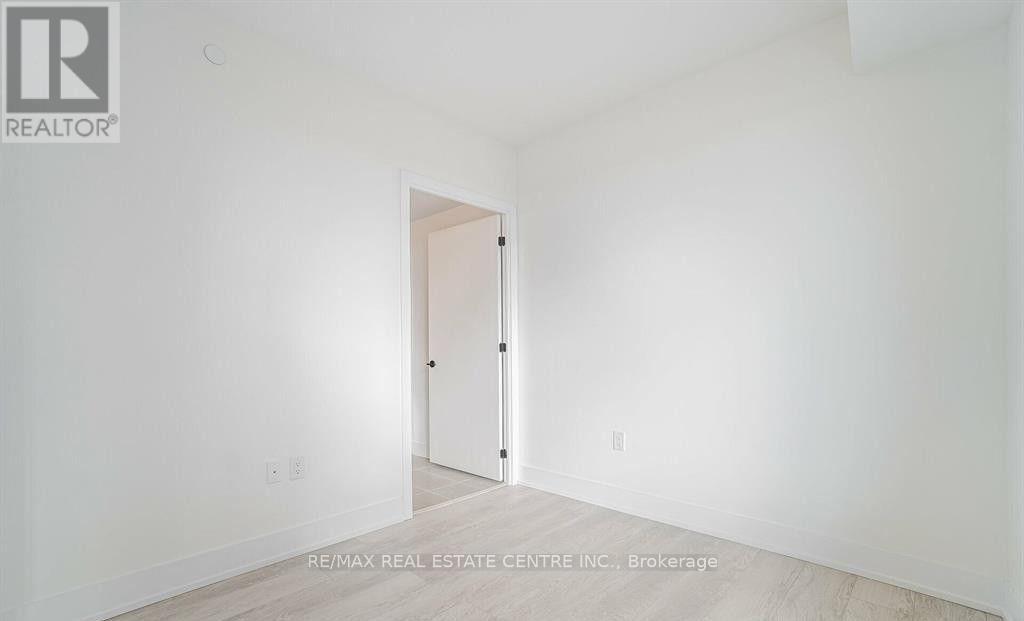 232 - 2450 Old Bronte Road Property Photo 22