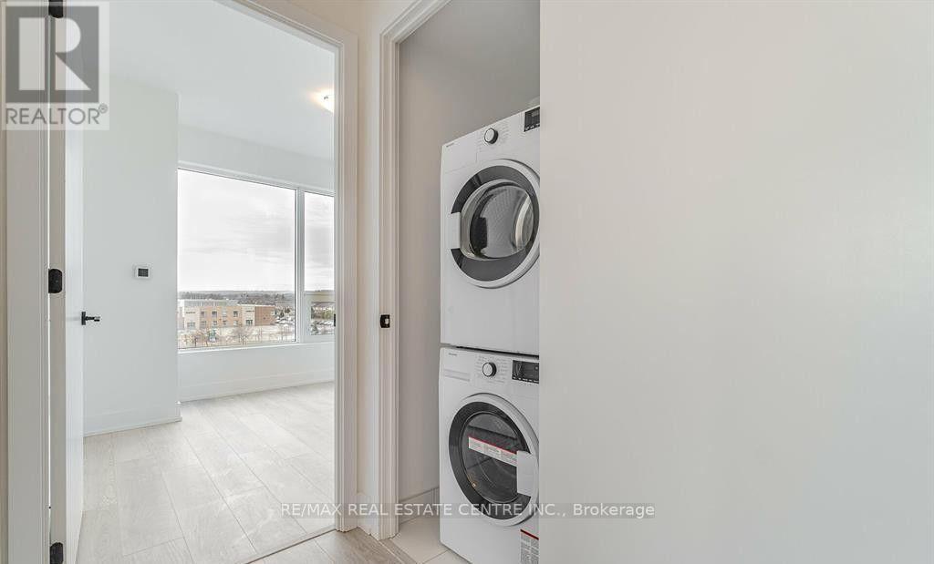 232 - 2450 Old Bronte Road Property Photo 32