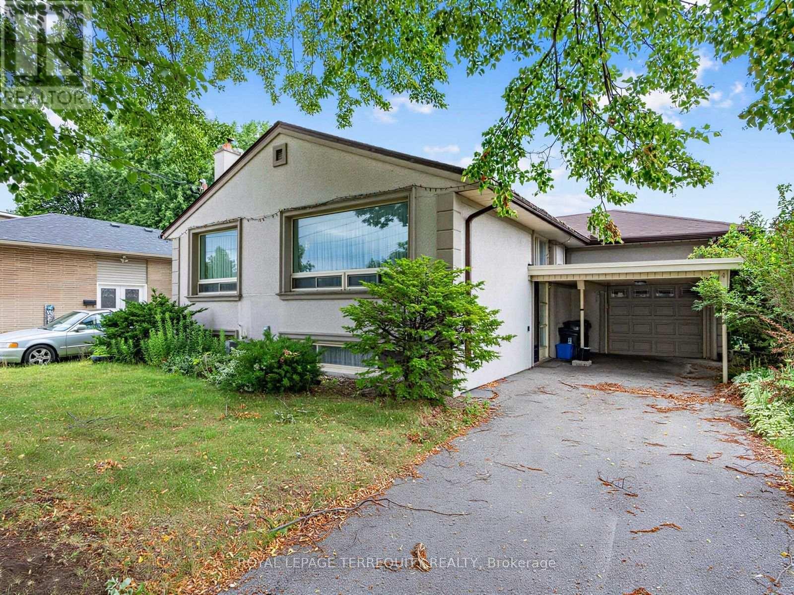 359 Renforth Drive Property Photo 2