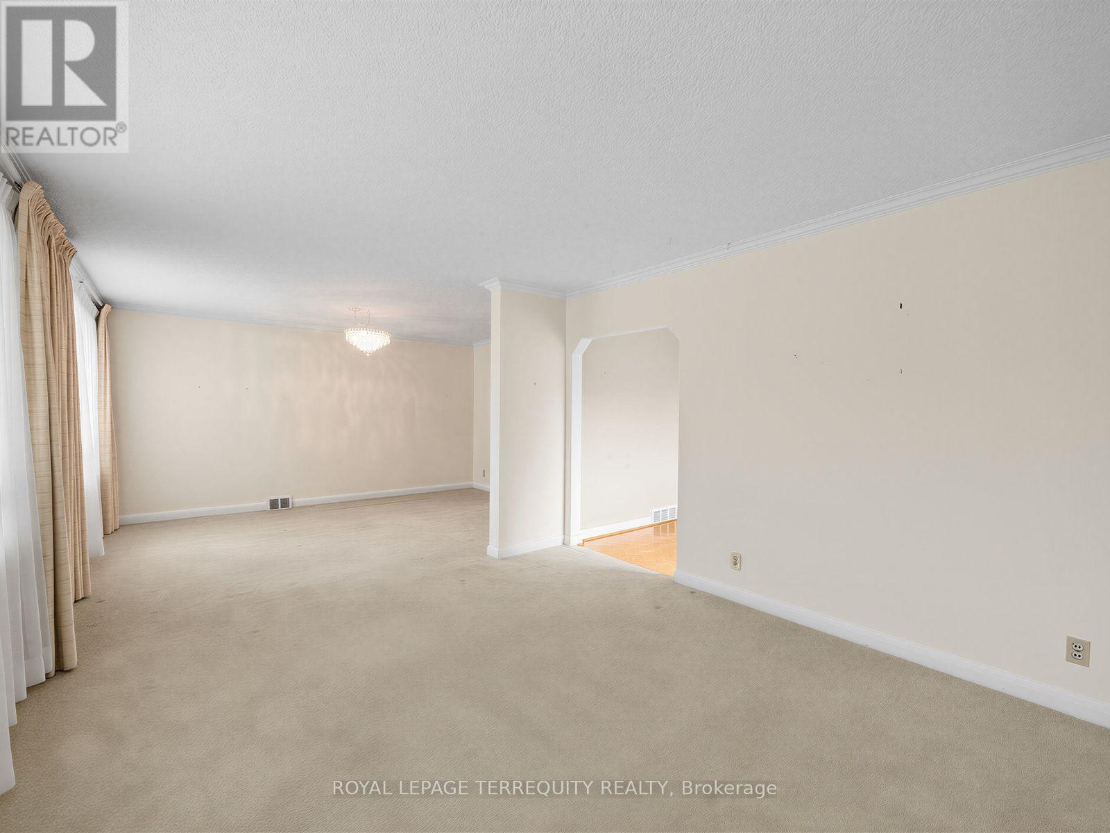 359 Renforth Drive Property Photo 8