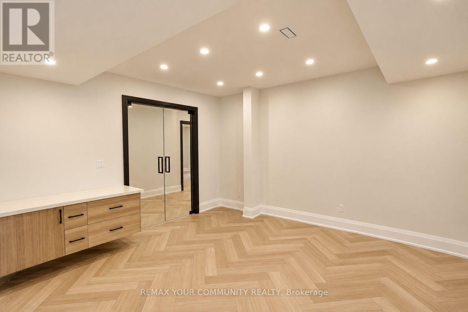 1415 Rebecca Street Property Photo 22