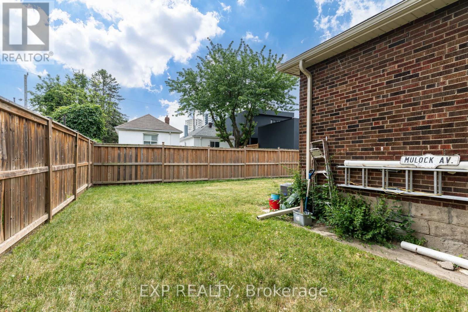 5 Laxis Avenue Property Photo 16