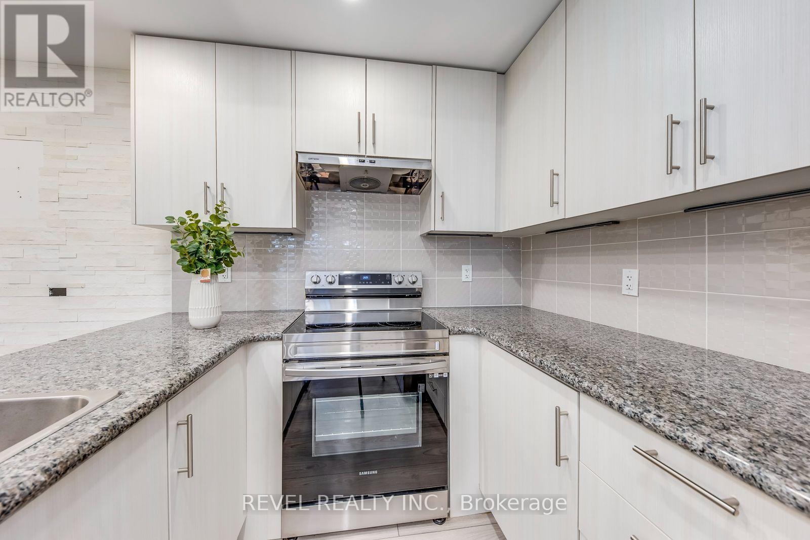 402 - 70 Halliford Place Property Photo 16