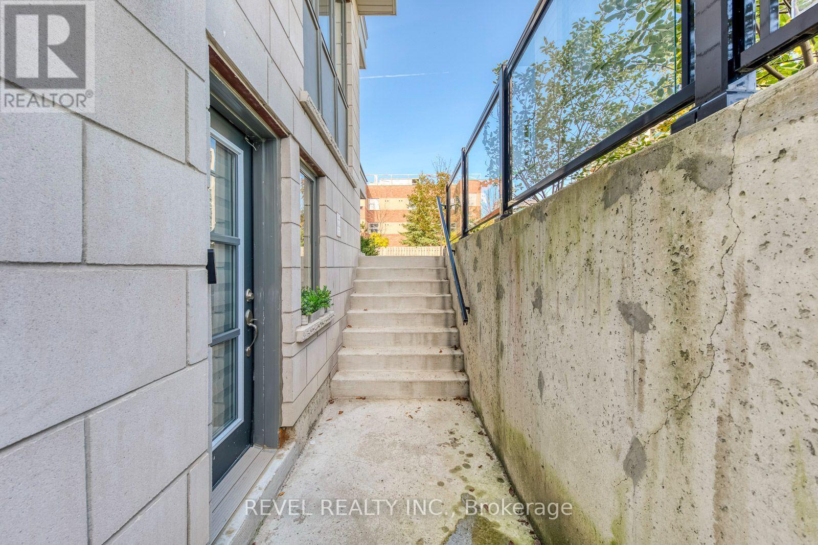 402 - 70 Halliford Place Property Photo 26