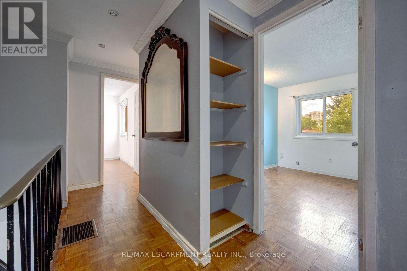 13 Holmstead Court Property Photo 13