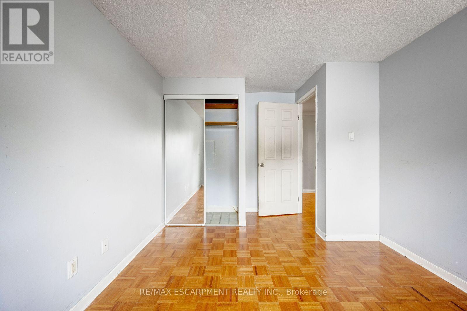 13 Holmstead Court Property Photo 19