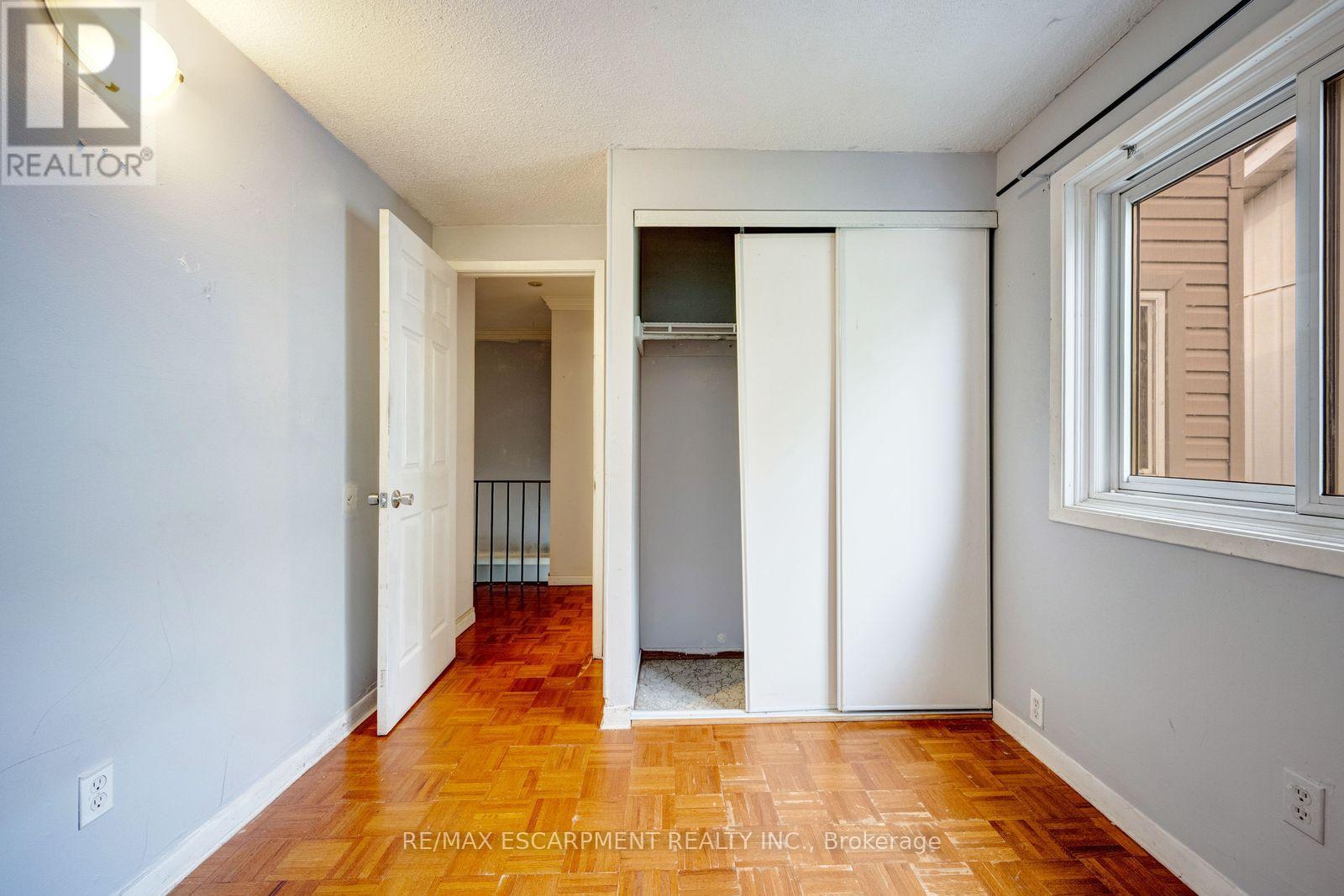 13 Holmstead Court Property Photo 25