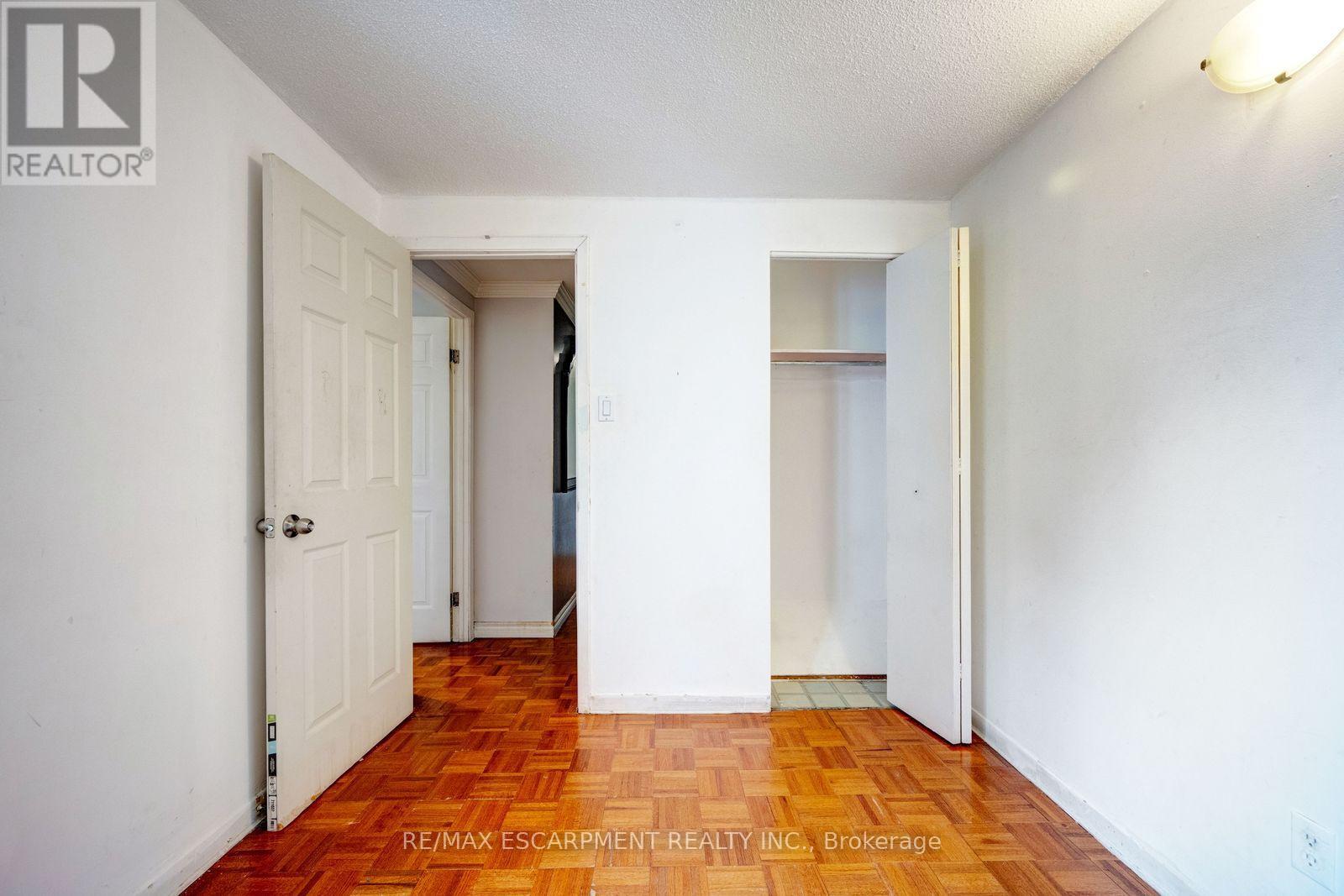 13 Holmstead Court Property Photo 29