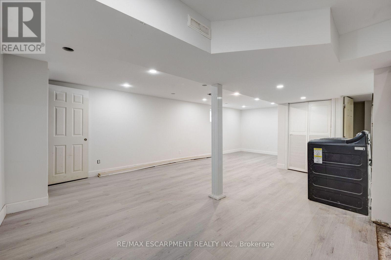 13 Holmstead Court Property Photo 33