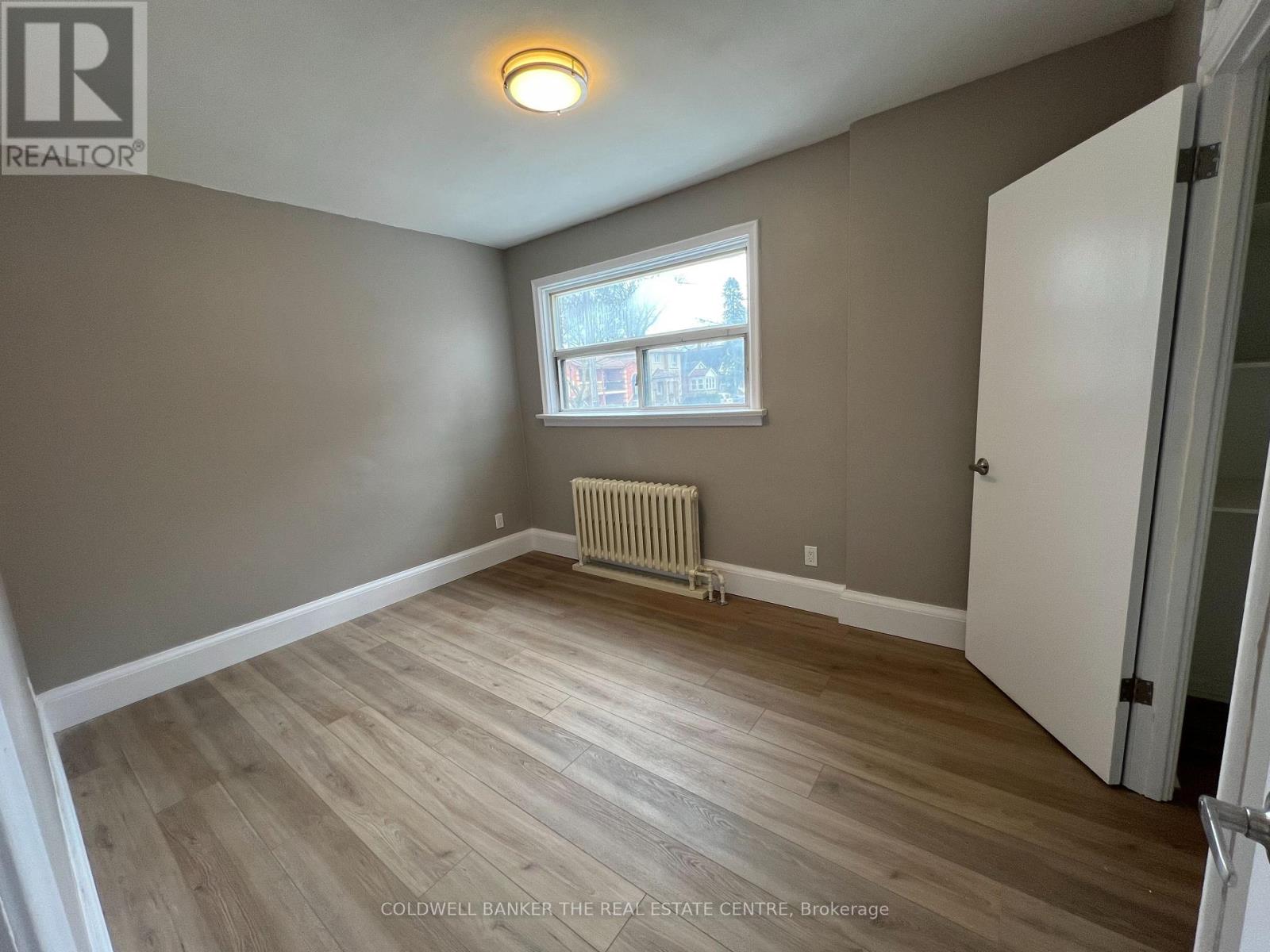 4 - 108 Grandville Avenue Property Photo 6