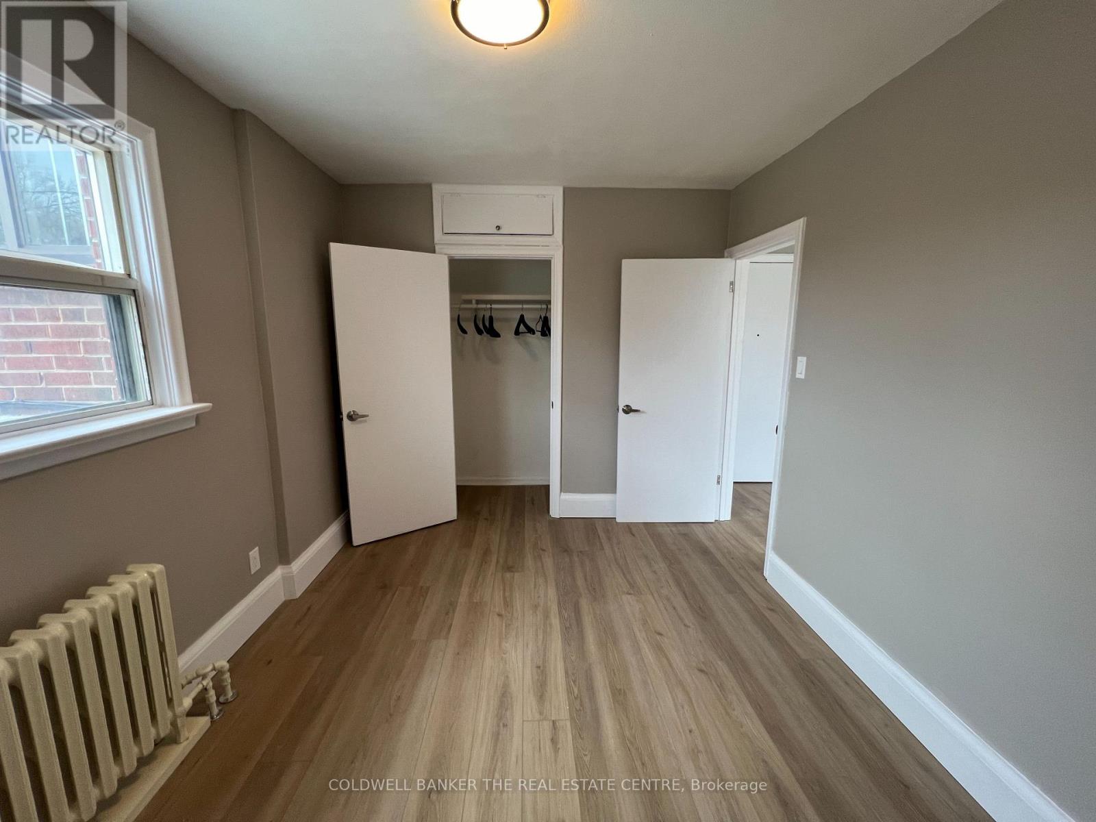 4 - 108 Grandville Avenue Property Photo 7