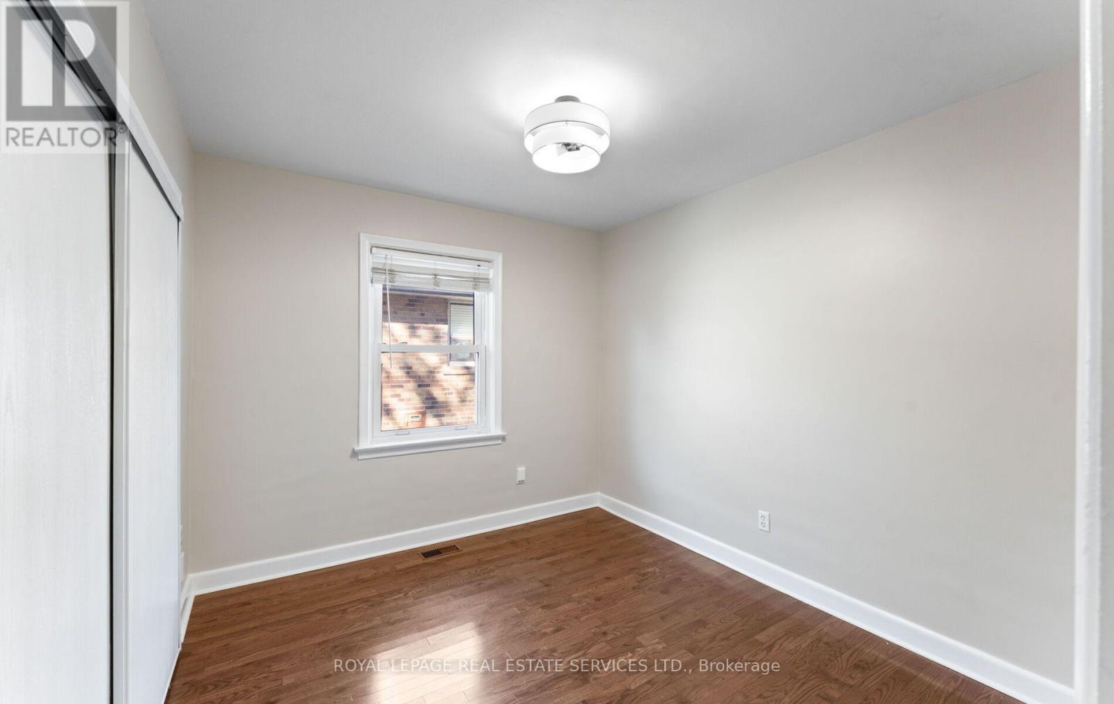 90 Silverhill Drive Property Photo 11