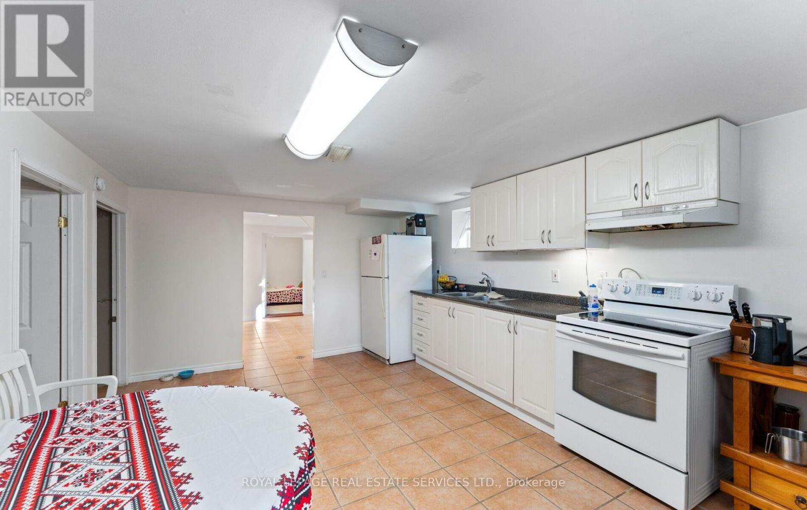 90 Silverhill Drive Property Photo 19