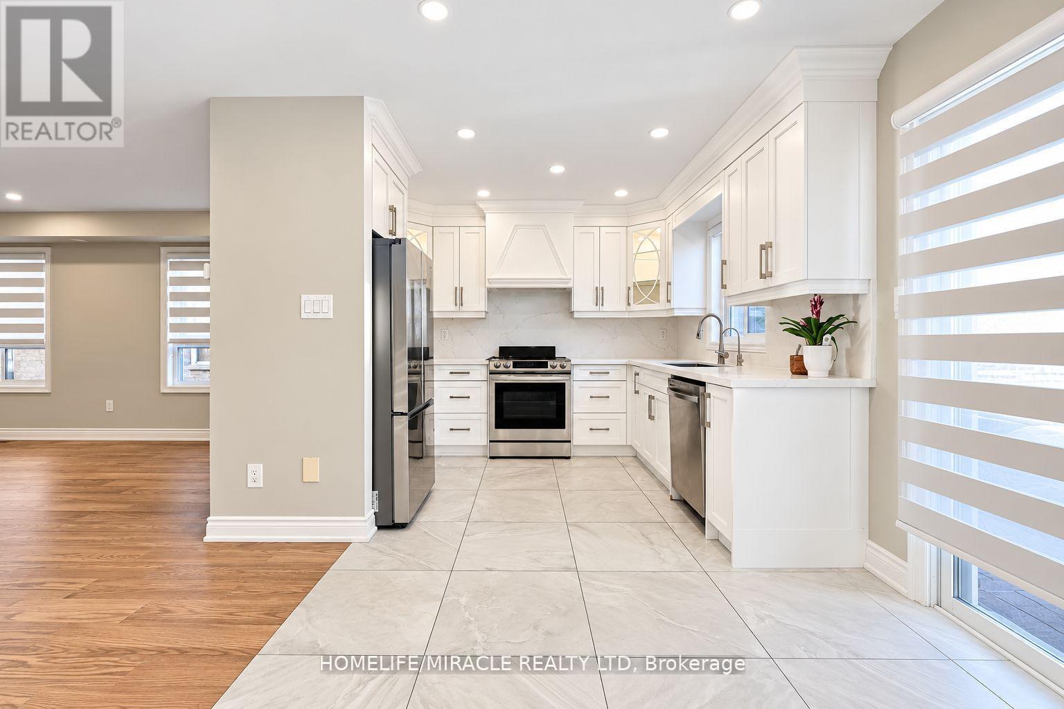 7683 Doverwood Drive Property Photo 14