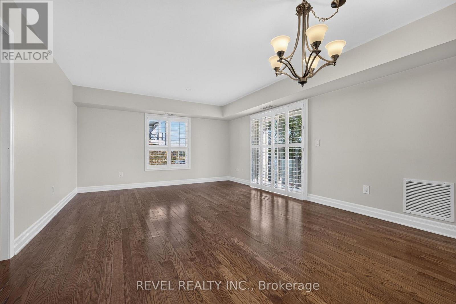 209 - 1045 Nadalin Heights Property Photo 6