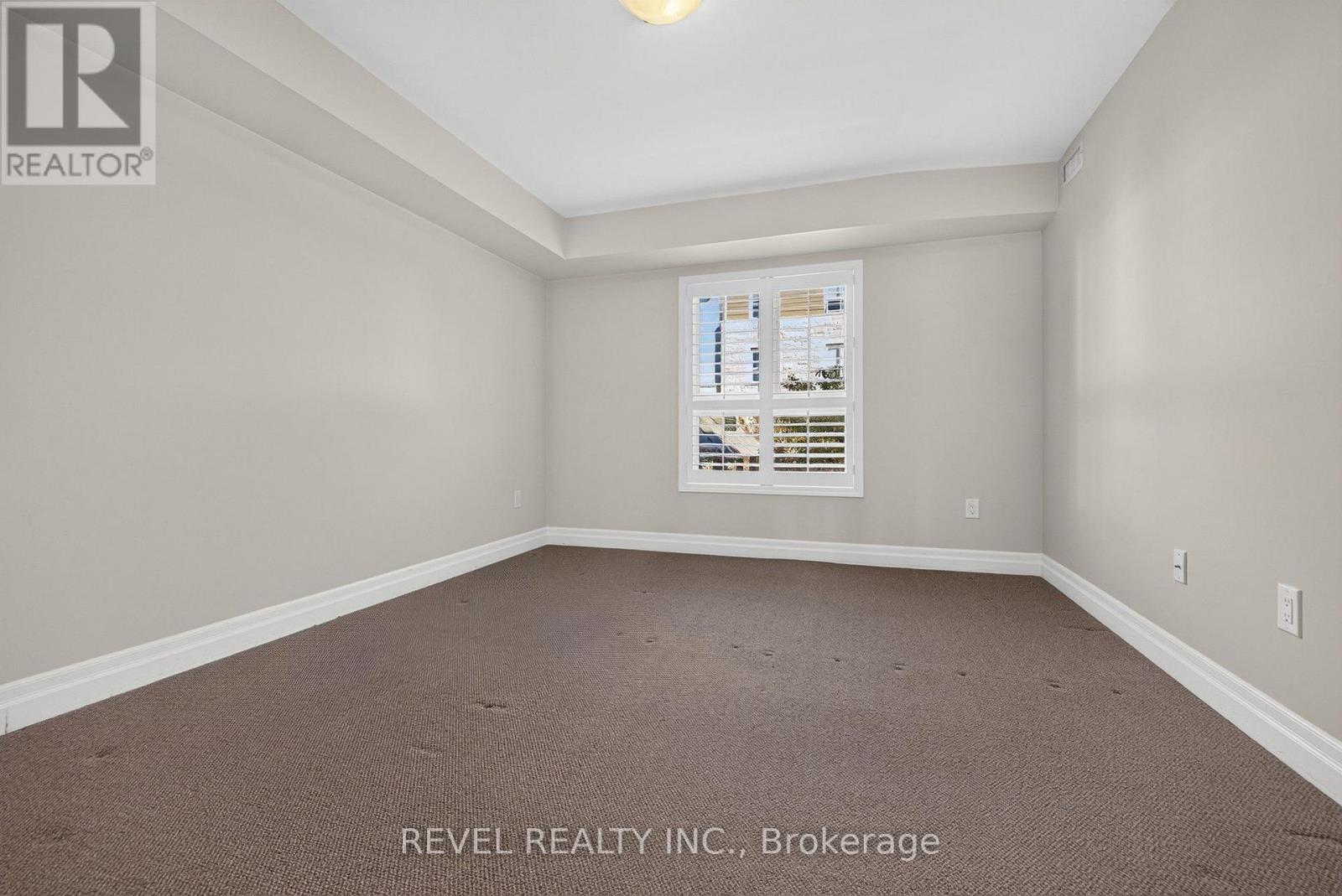 209 - 1045 Nadalin Heights Property Photo 17
