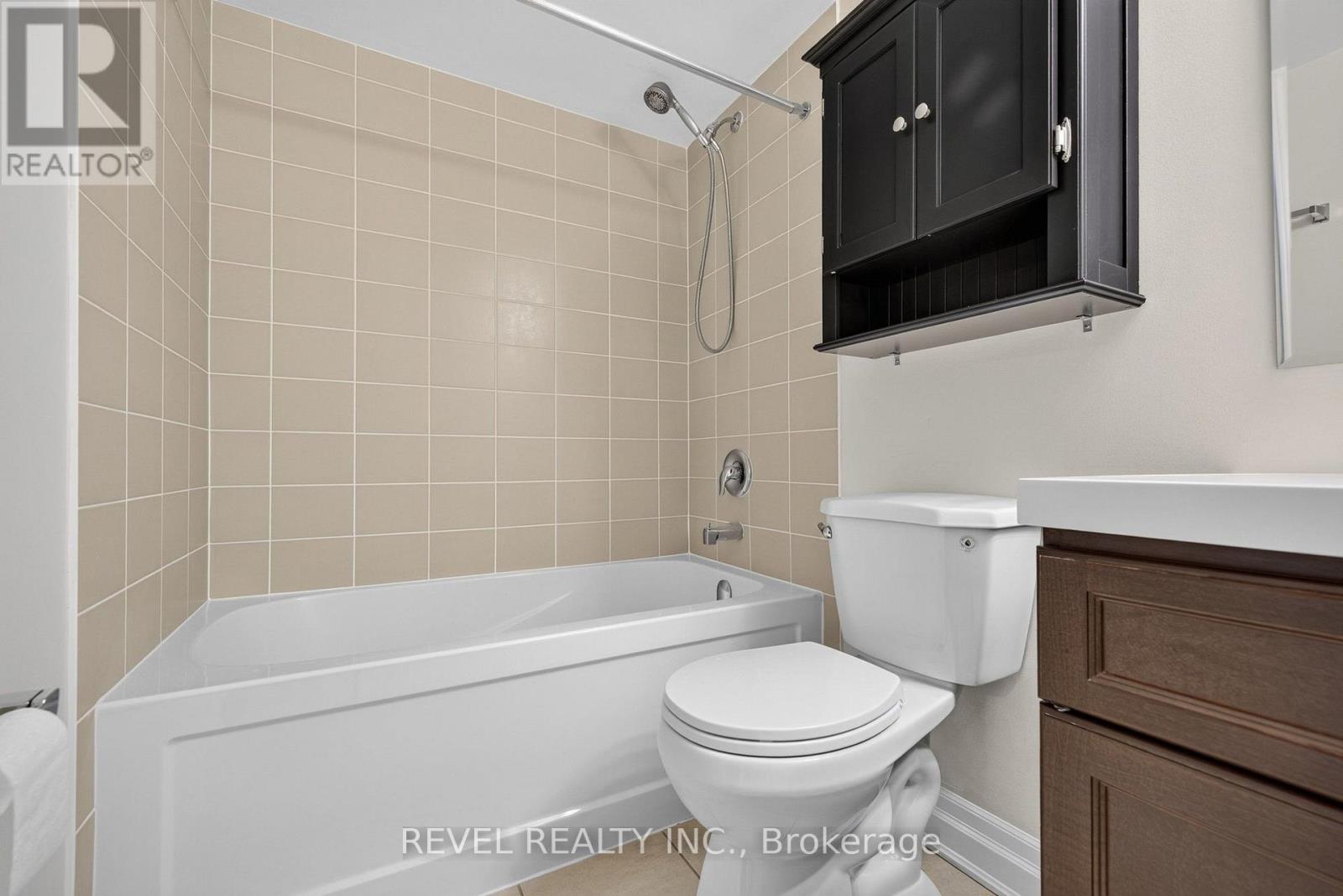 209 - 1045 Nadalin Heights Property Photo 25