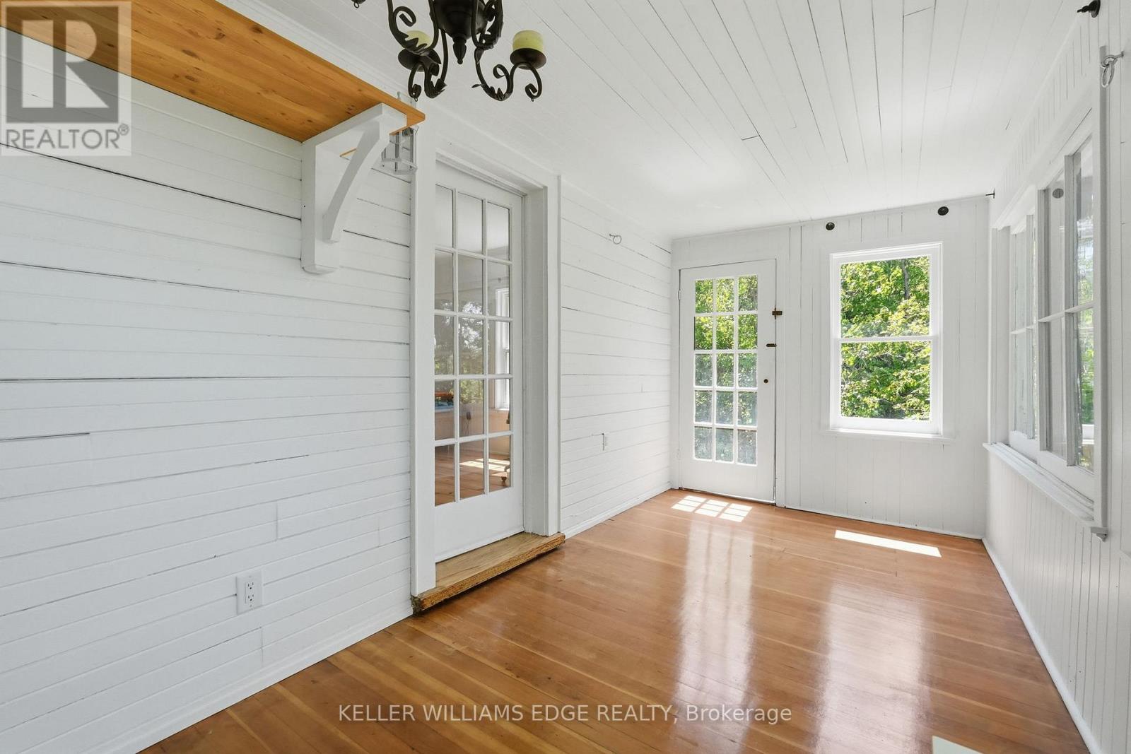 6123 Guelph Line Property Photo 18