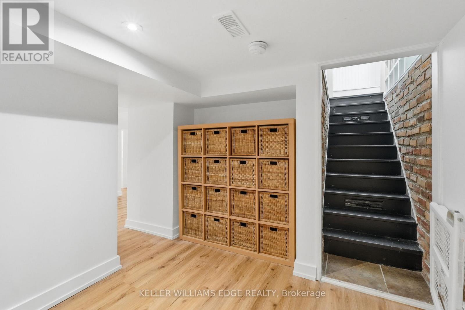 6123 Guelph Line Property Photo 33