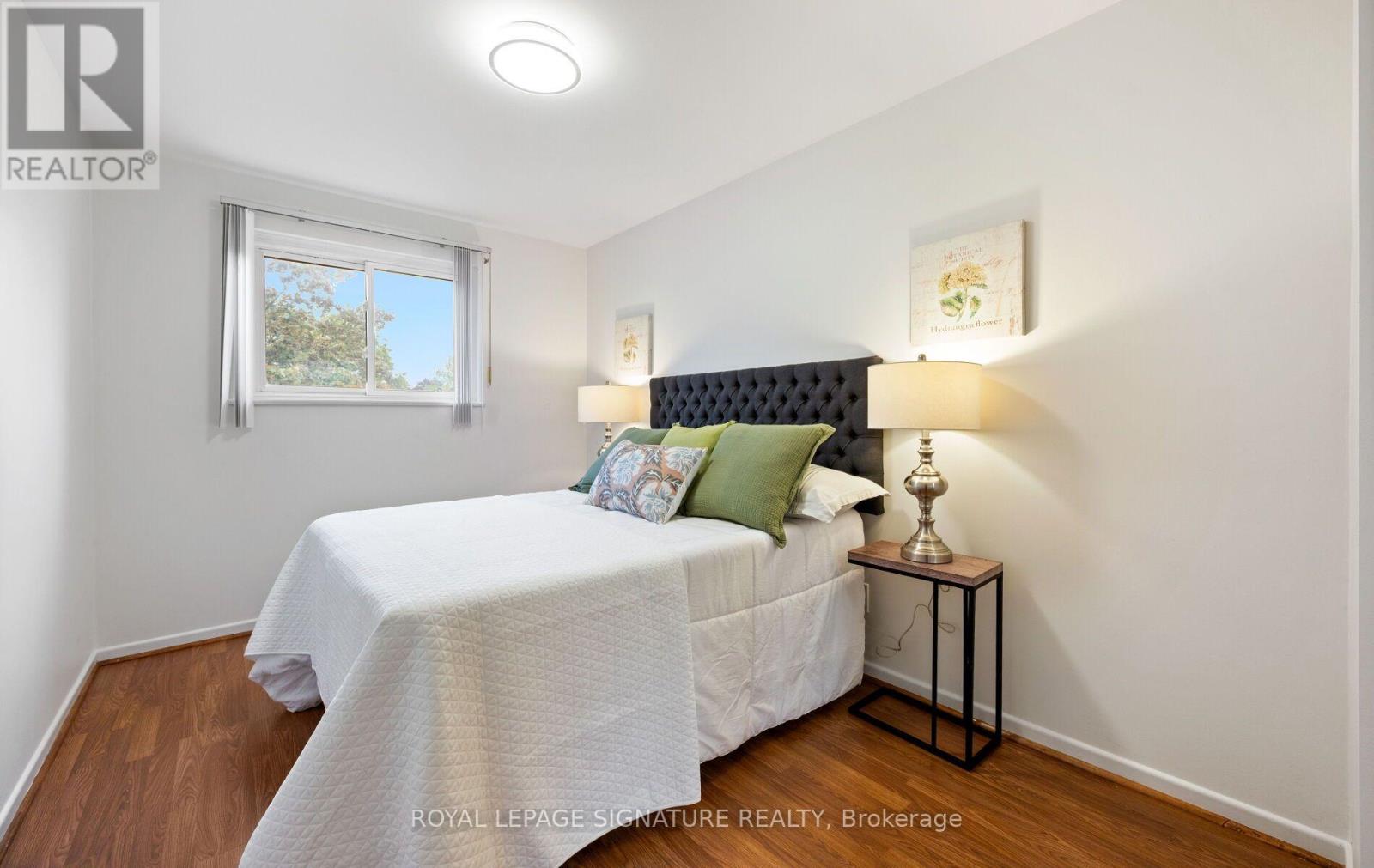 783 Dodsworth Crescent Property Photo 25