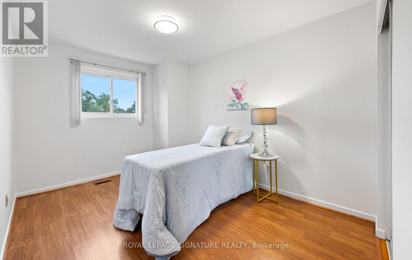 783 Dodsworth Crescent Property Photo 29