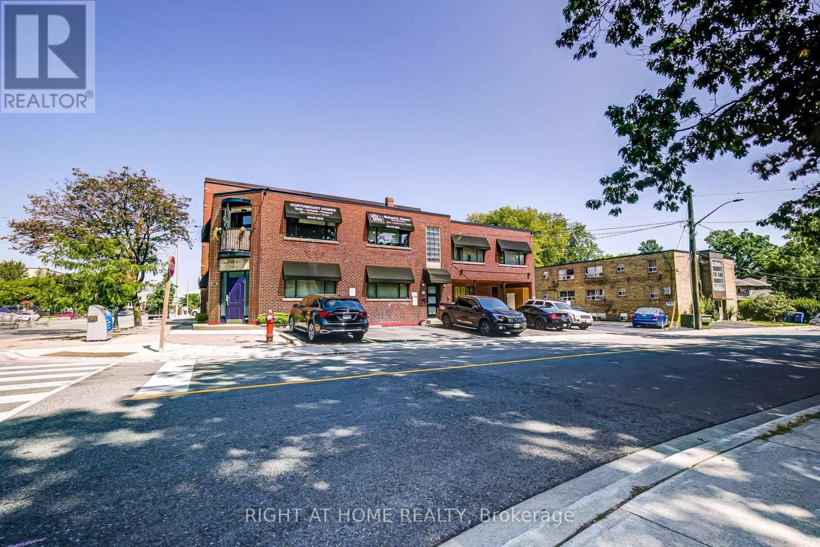 181 Lakeshore Road E Property Photo 1