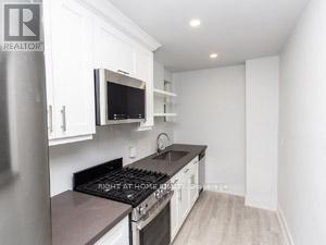 181 Lakeshore Road E Property Photo 21