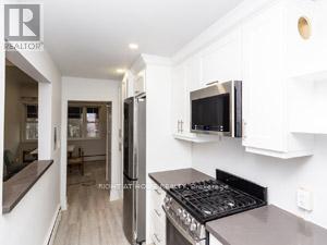 181 Lakeshore Road E Property Photo 22