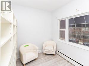 181 Lakeshore Road E Property Photo 28
