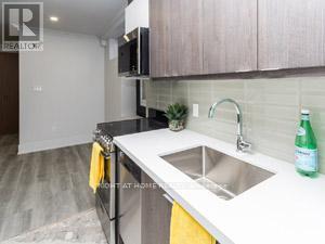 181 Lakeshore Road E Property Photo 31