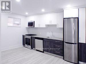 181 Lakeshore Road E Property Photo 36
