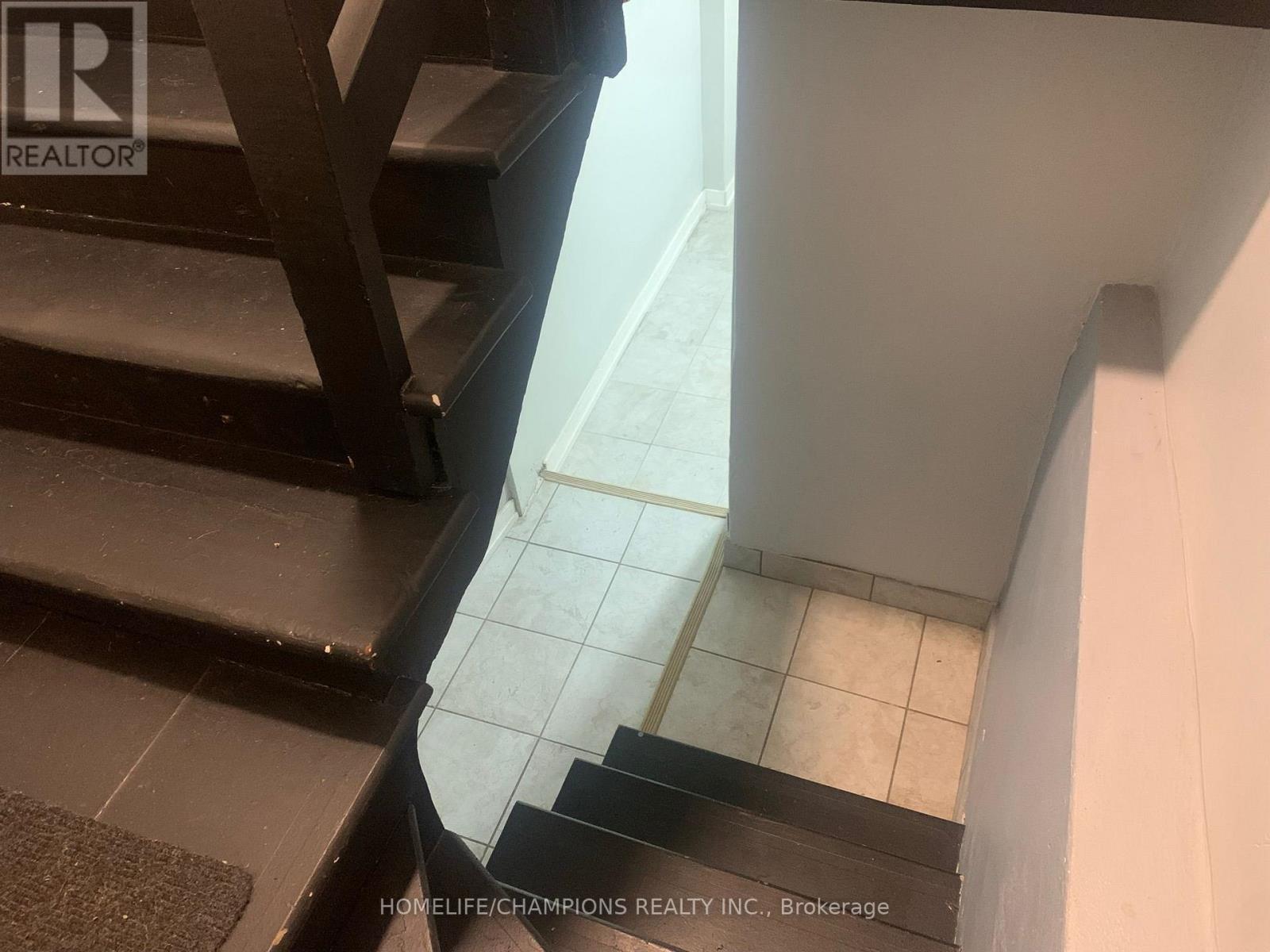 Bsmt - 112 Springhurst Avenue Property Photo 16
