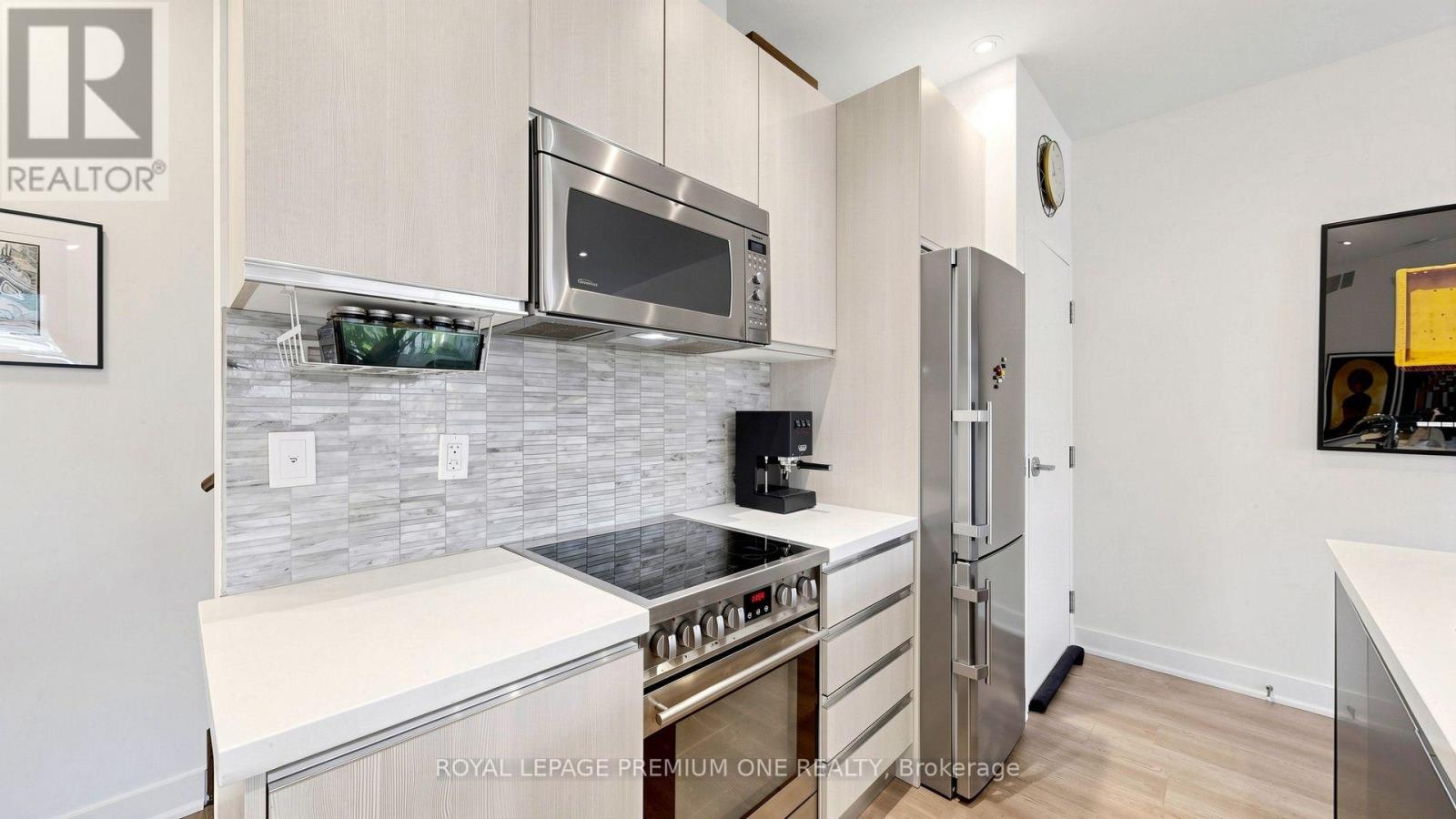 203 - 441 Jane Street Property Photo 11