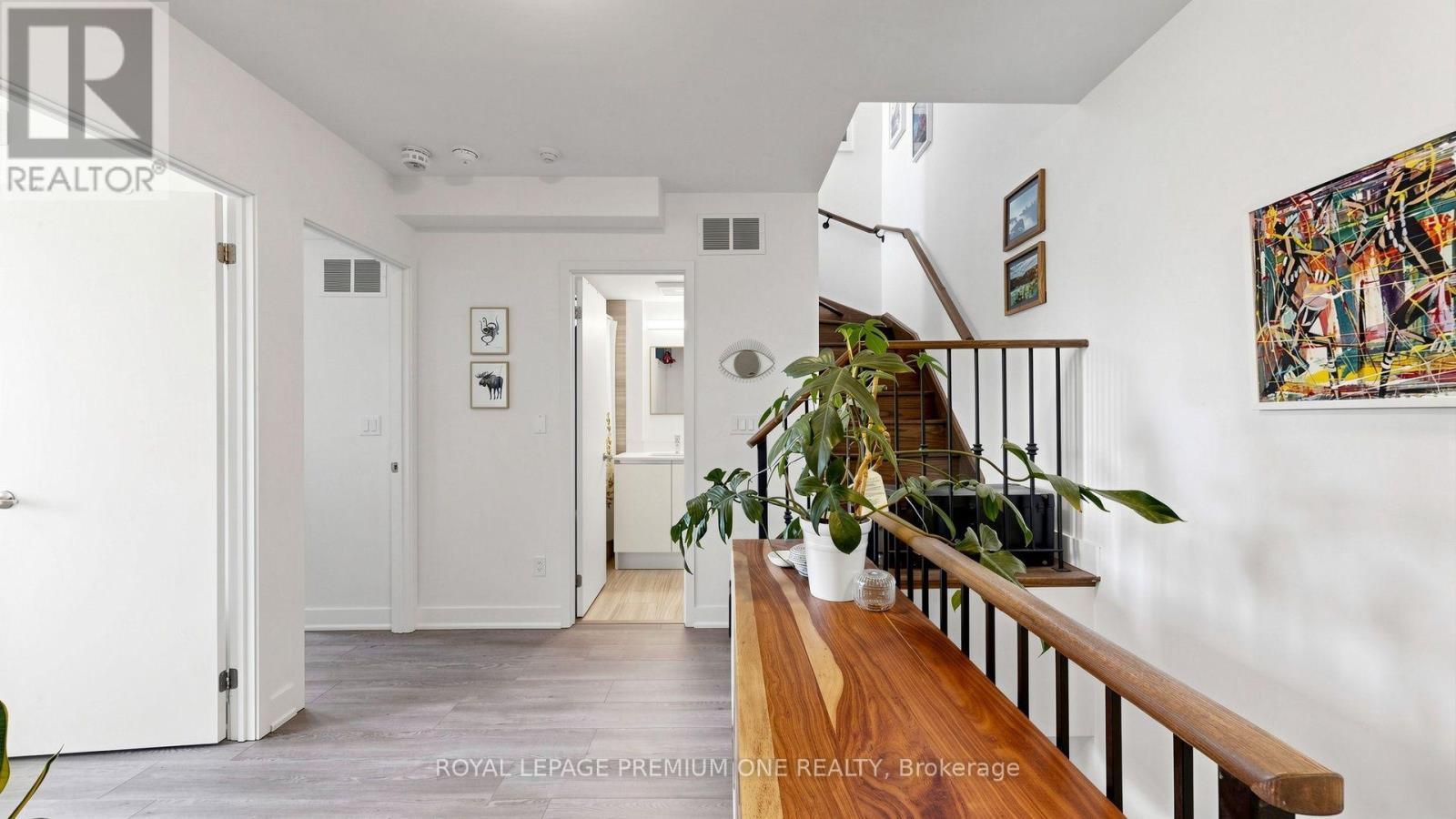 203 - 441 Jane Street Property Photo 28